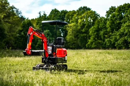 Minikoparka ZTE BKB941 — gąsienicowa koparka gotowa do pracy